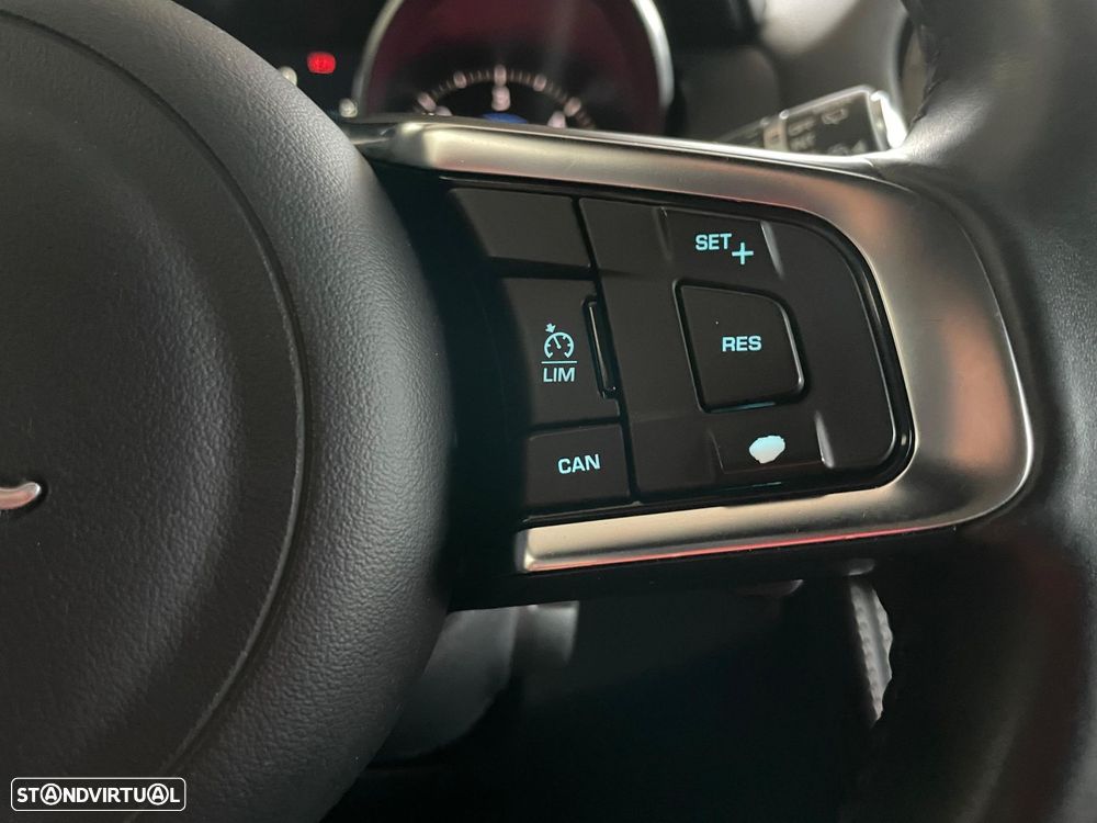 Jaguar F-Pace 2.0 i4D R-Sport Aut. - 22