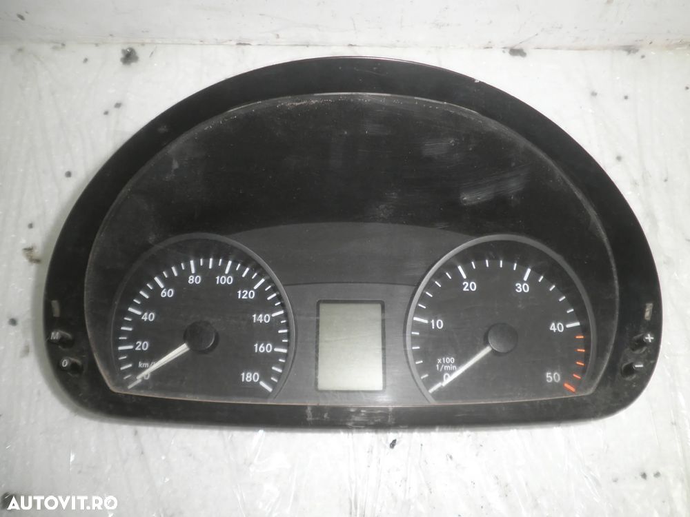 Ceasuri bord Mercedes Sprinter 906 2.2 CDI A9064468821