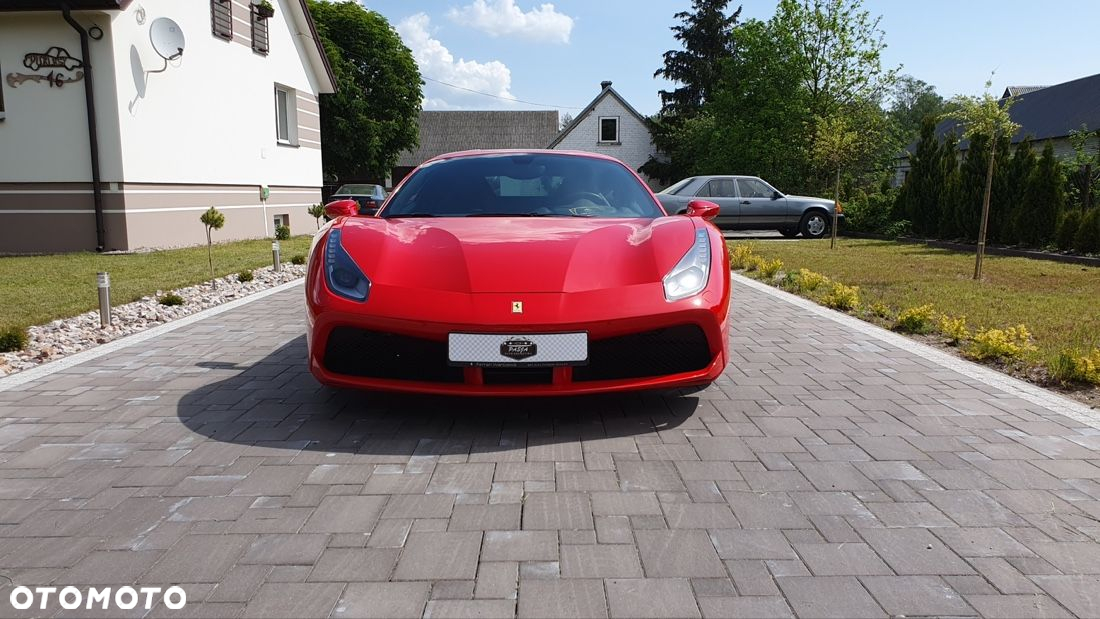 Ferrari 488 - 14