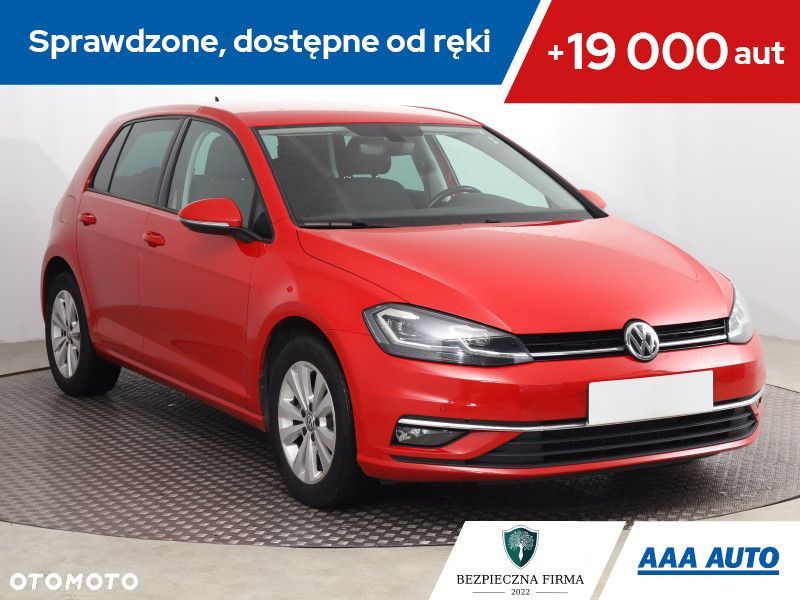Volkswagen Golf - 1