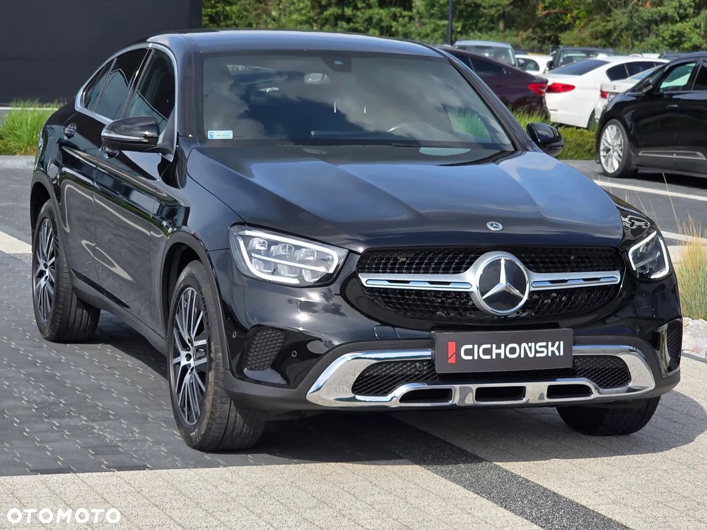Mercedes-Benz GLC 200 4Matic 9G-TRONIC AMG Line - 4