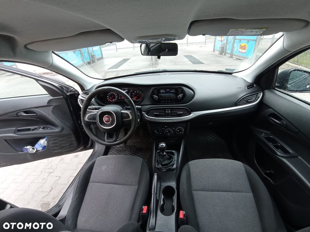 Fiat Tipo 1.4 16v Easy EU6d - 18