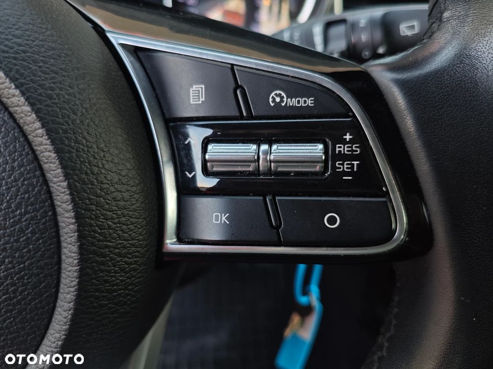 Kia Ceed - 13