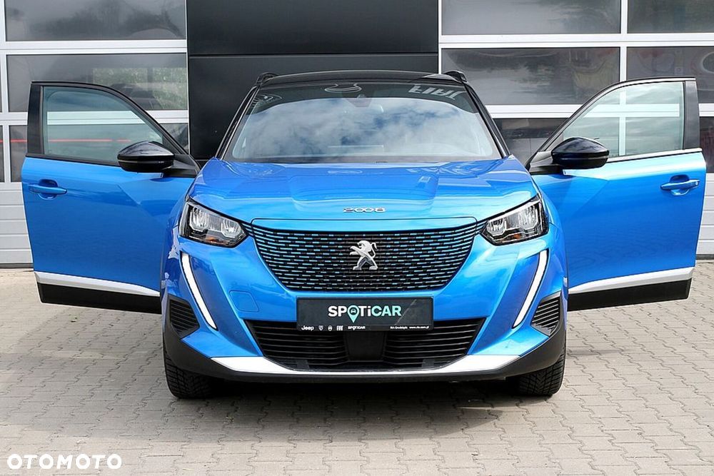 Peugeot 2008 50kWh Allure - 13