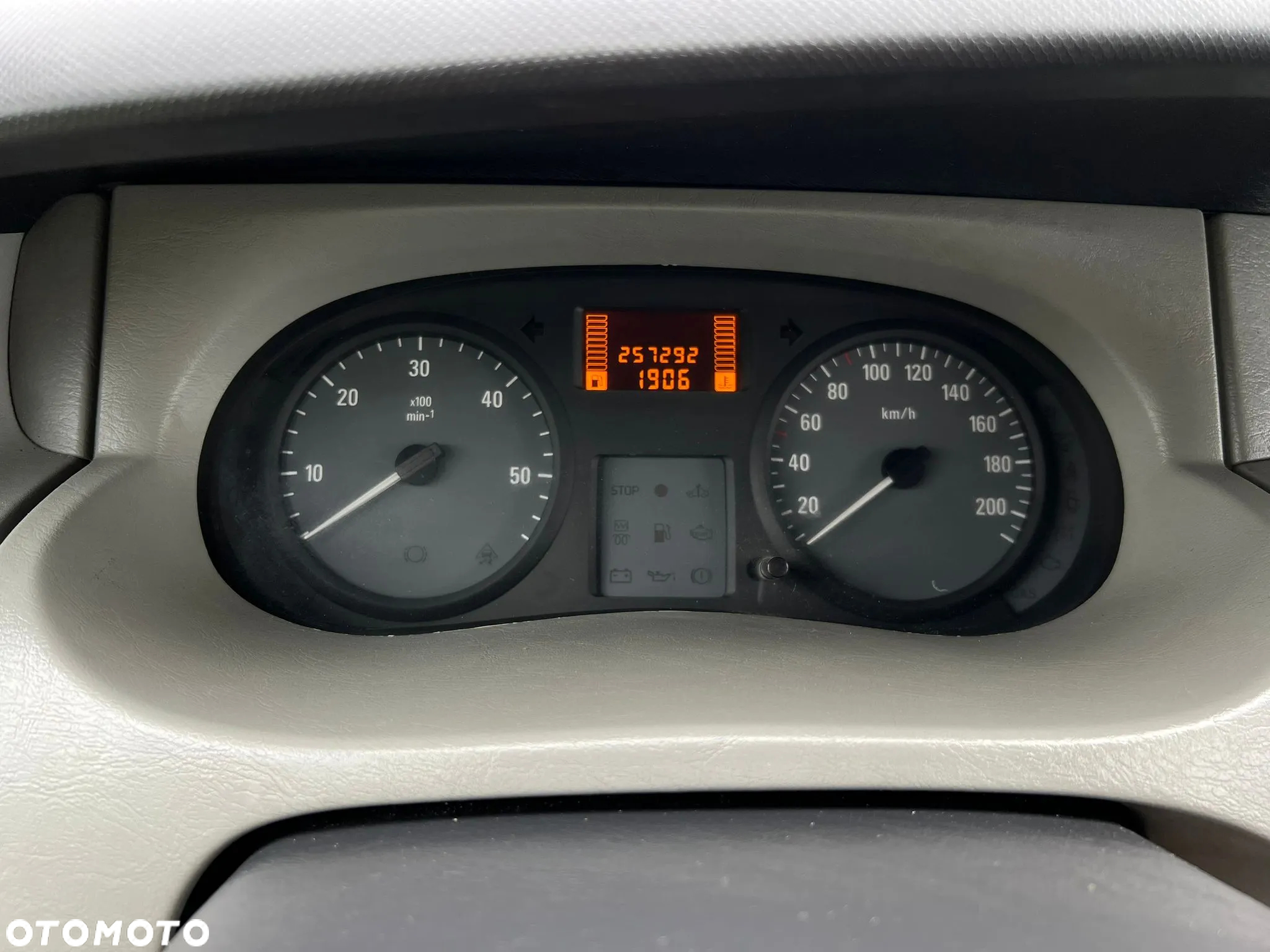 Opel VIVARO BRYGADÓWKA LONG KLIMATYZACJA - 18