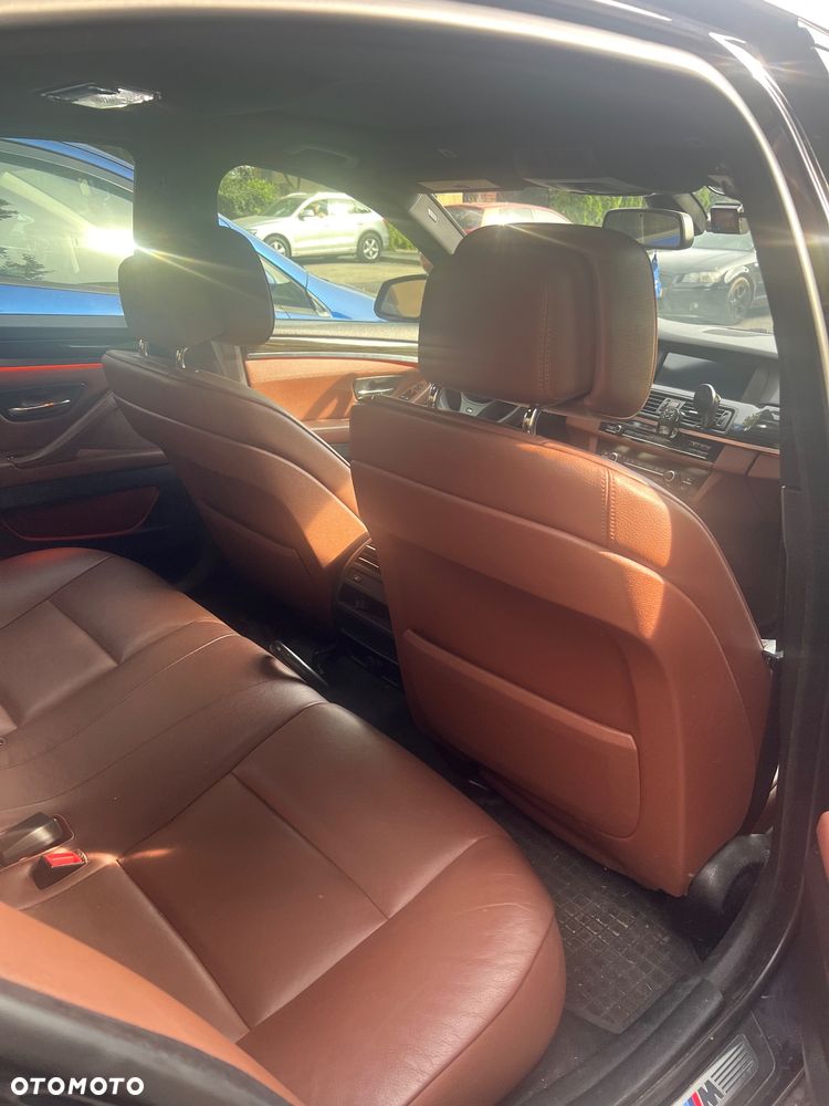 BMW Seria 5 535i xDrive Sport-Aut - 13