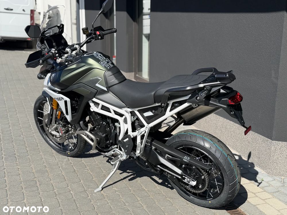 Triumph Tiger - 11