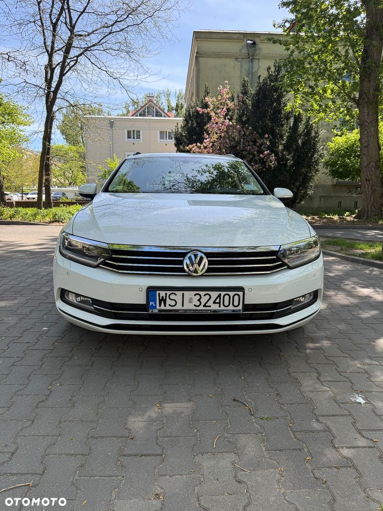 Volkswagen Passat - 2