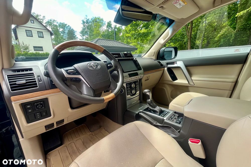 Toyota Land Cruiser 2.8 D-4D Automatik Executive - 21