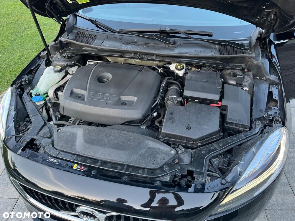 Volvo V40 T3 Drive-E Momentum - 11