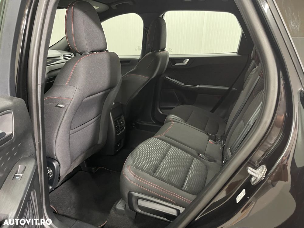 Ford Kuga 2.5 Duratec PHEV ST-LINE - 11