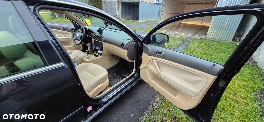 Volkswagen Passat 2.0 Comfortline - 19