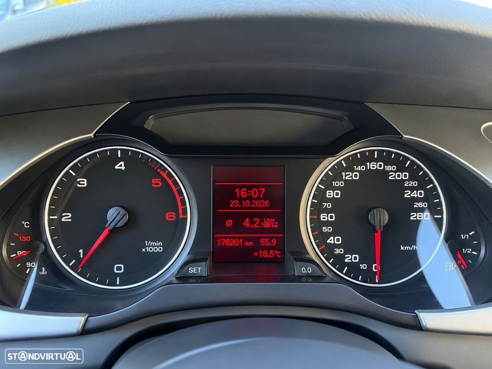 Audi A4 2.0 TDIe Business Line Plus - 8