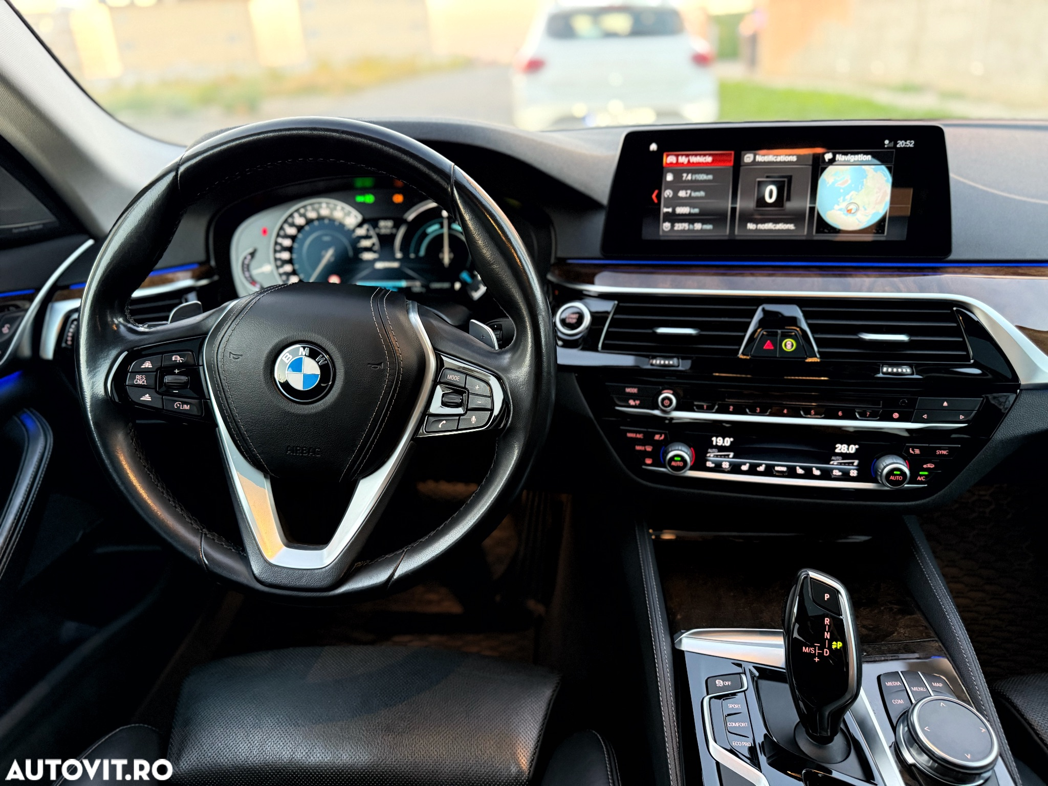 BMW Seria 5 530e Aut. - 13