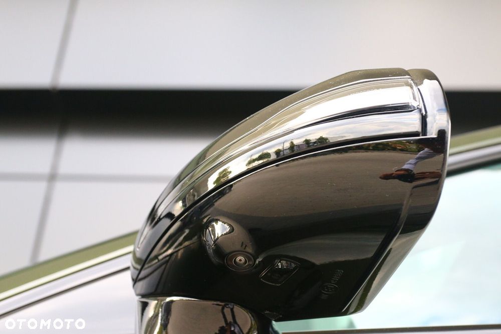 Mercedes-Benz AMG GT - 13