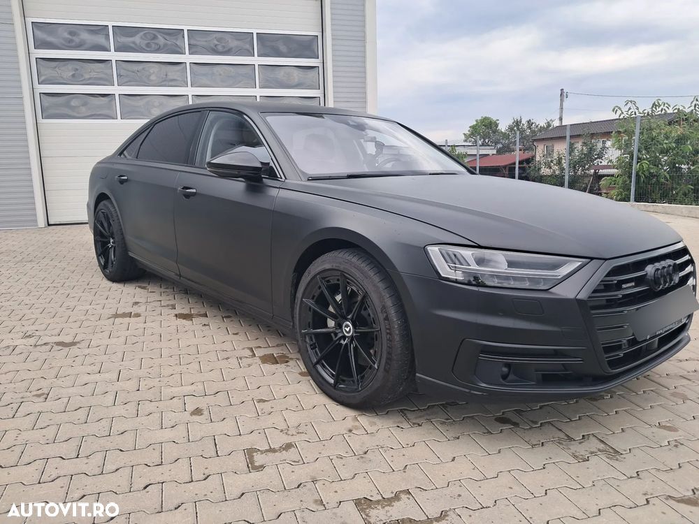 Audi A8 - 2