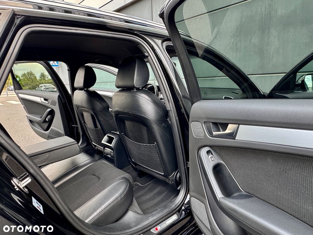 Audi A4 Avant 2.0 TDI DPF clean diesel quattro S tronic S line Sportpaket - 34