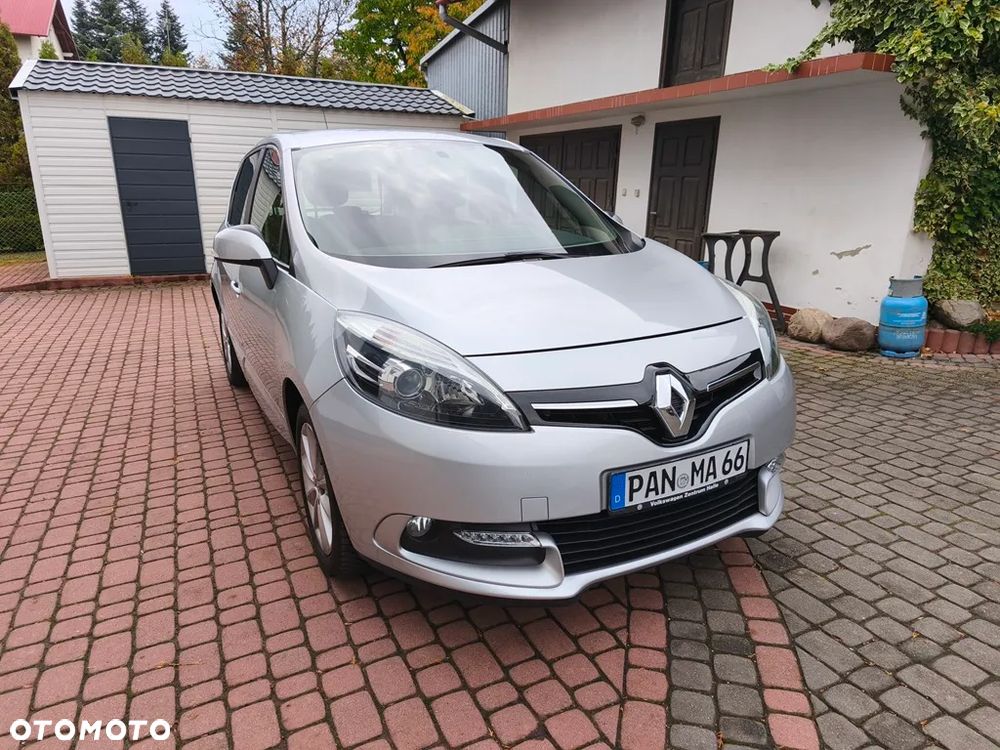 Renault Scenic 1.6 16V 110 Authentique - 4