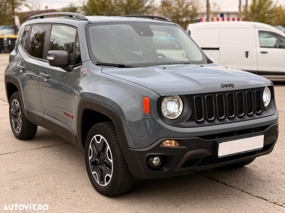 Jeep Renegade 2.0 M-Jet 4x4 AT 75th Anniversary - 3
