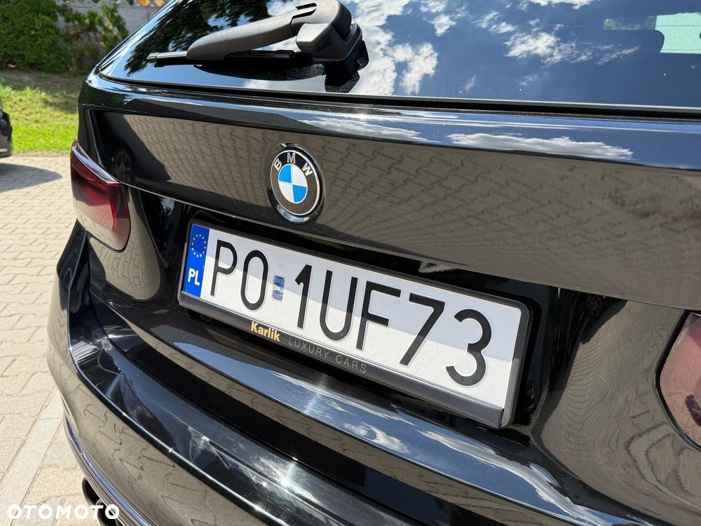 BMW Seria 3 325d Sport Line Shadow - 12