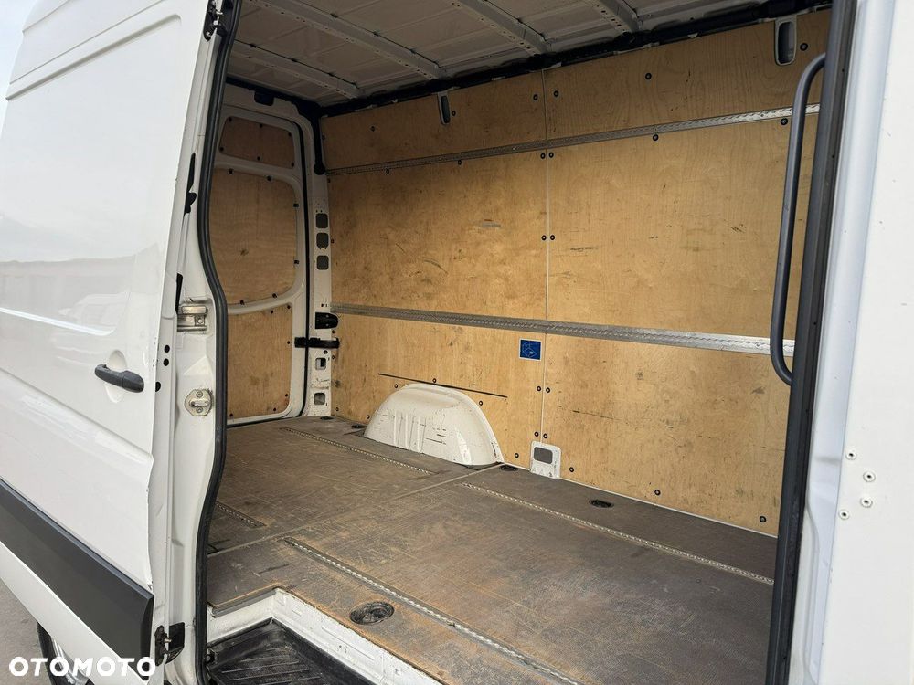 Mercedes-Benz Sprinter - 18