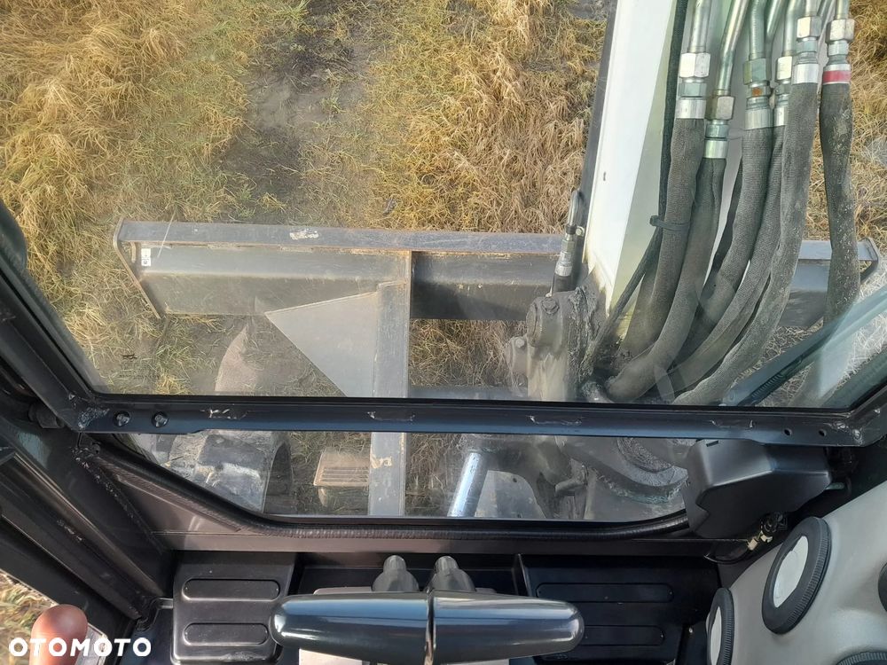 Bobcat e50 - 4