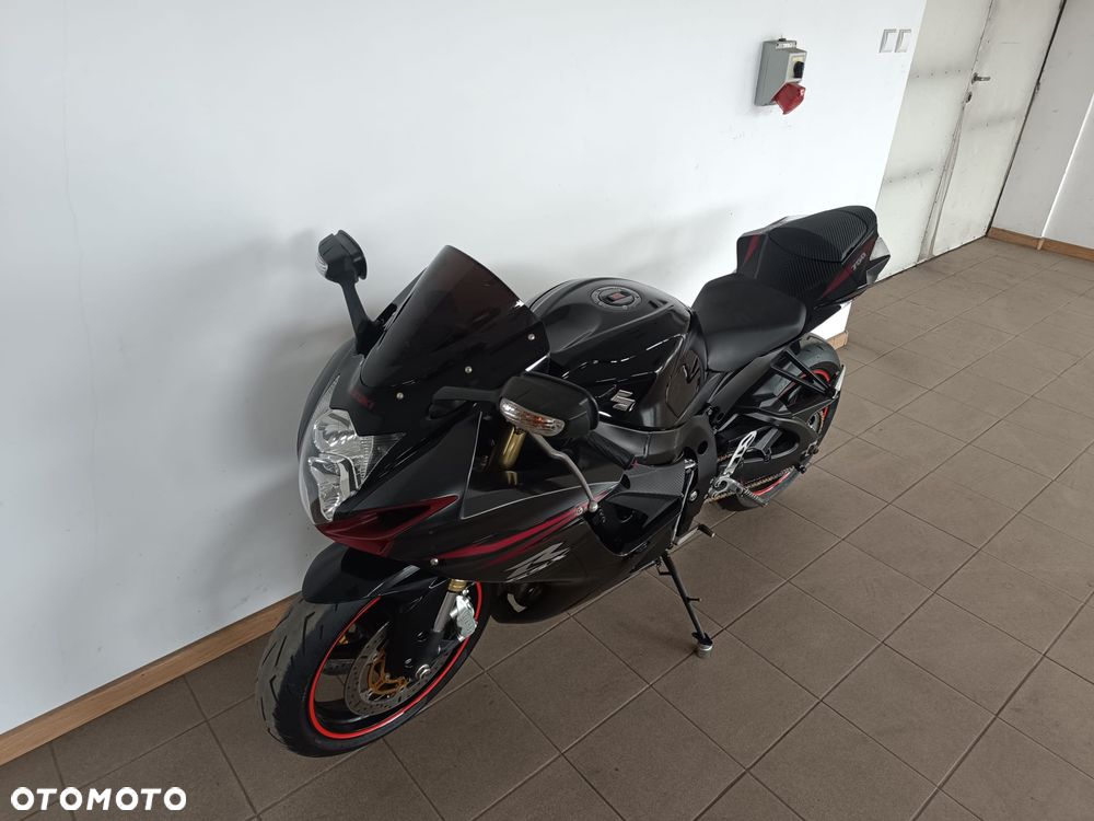 Suzuki GSX-R - 7
