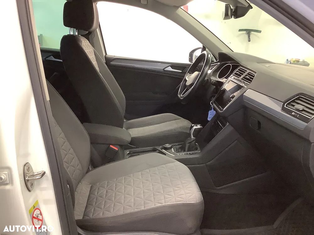 Volkswagen Tiguan - 6