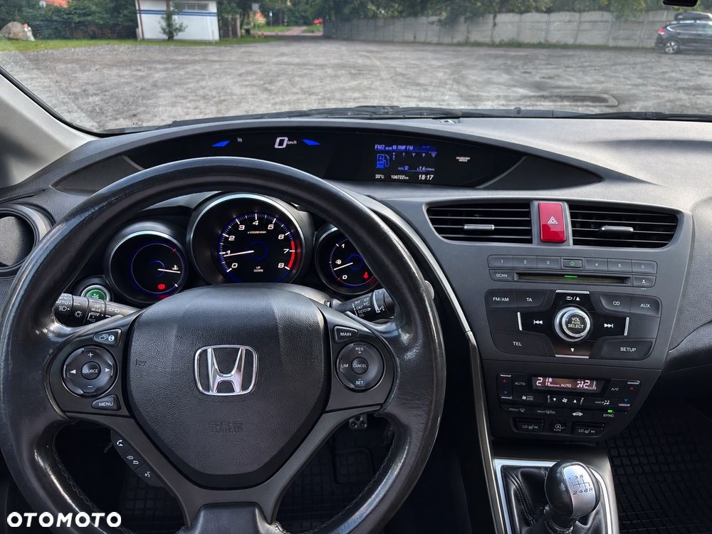Honda Civic 1.4 Sport - 12