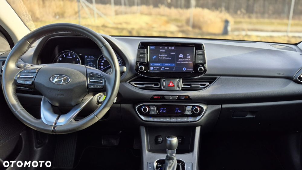 Hyundai i30 ver-1-5-t--gdi-48v-smart-dct - 18