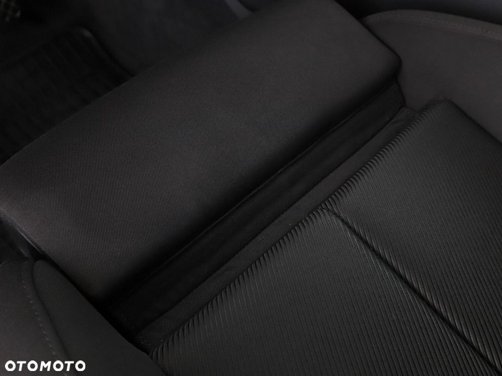 Audi A6 Avant 40 TDI mHEV Sport S tronic - 39