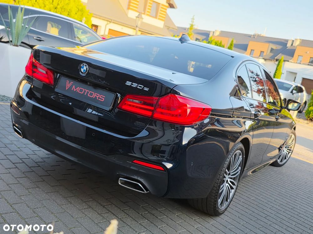 BMW Seria 5 530e iPerformance GPF M Sport sport - 14