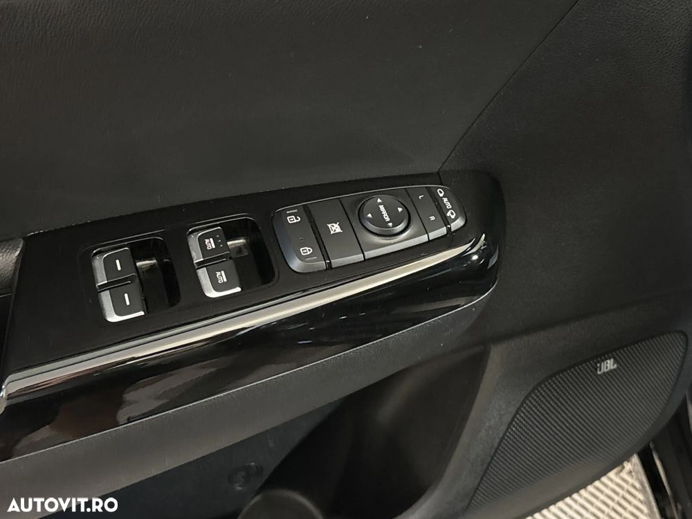 Kia Sportage - 15