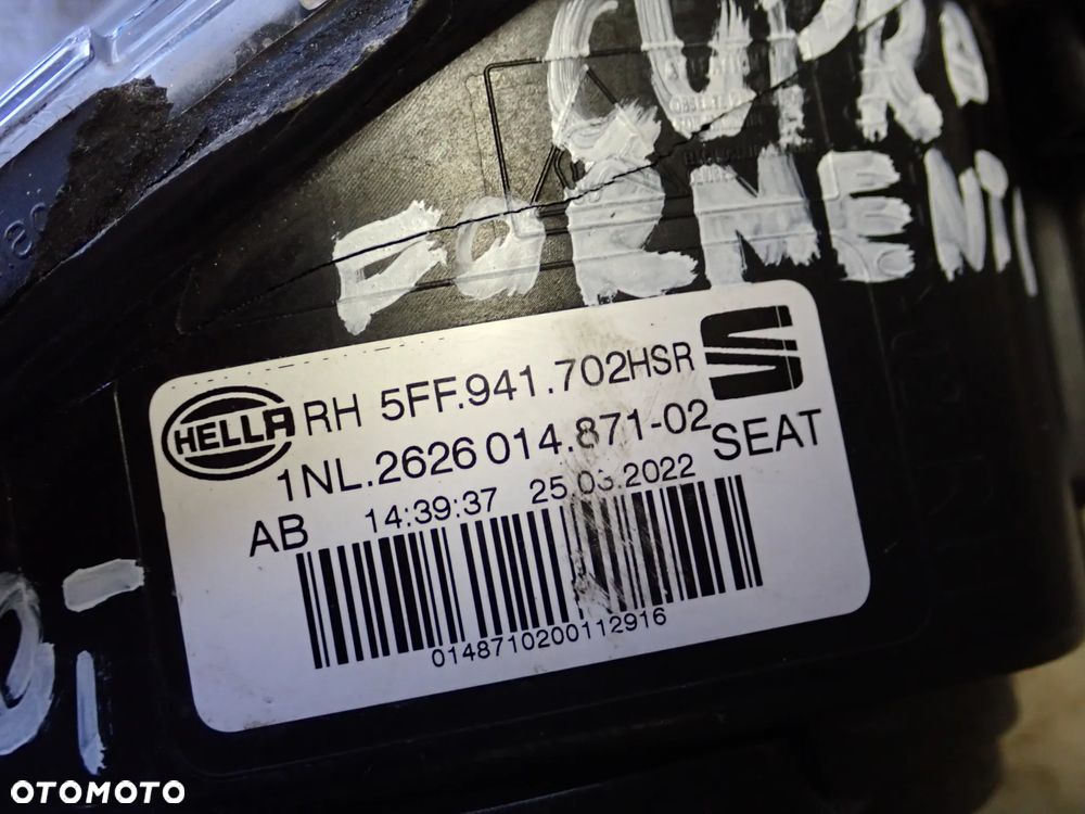 CUPRA FORMENTOR HALOGEN LED PRAWY 5FF941702HSR - 2