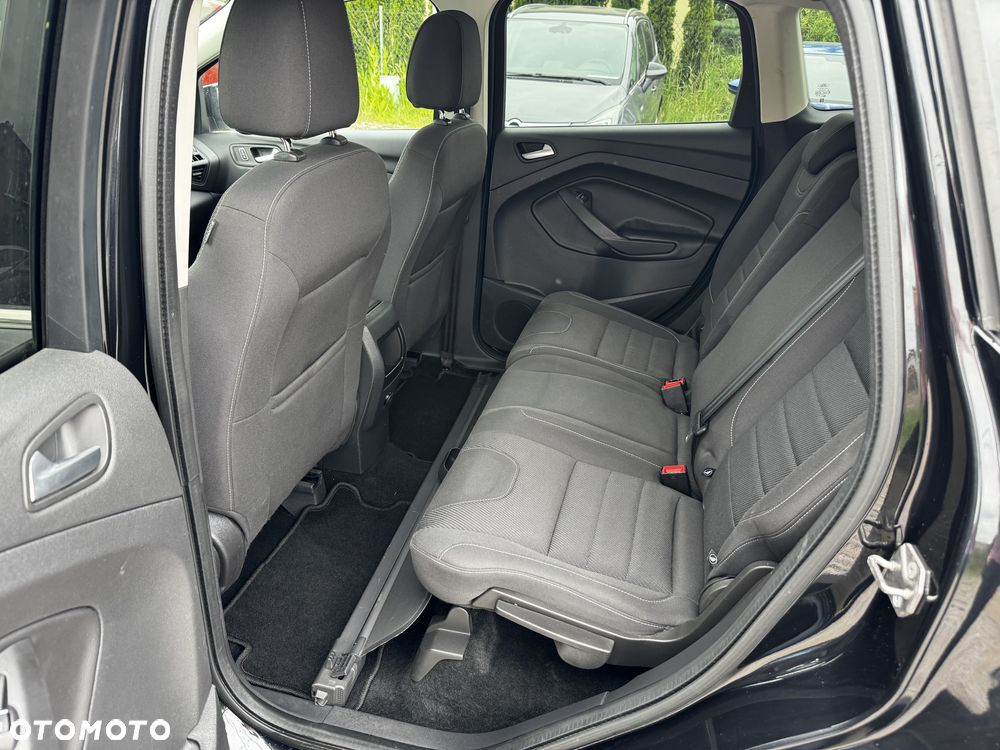 Ford Kuga 1.6 EcoBoost 2x4 Trend - 25