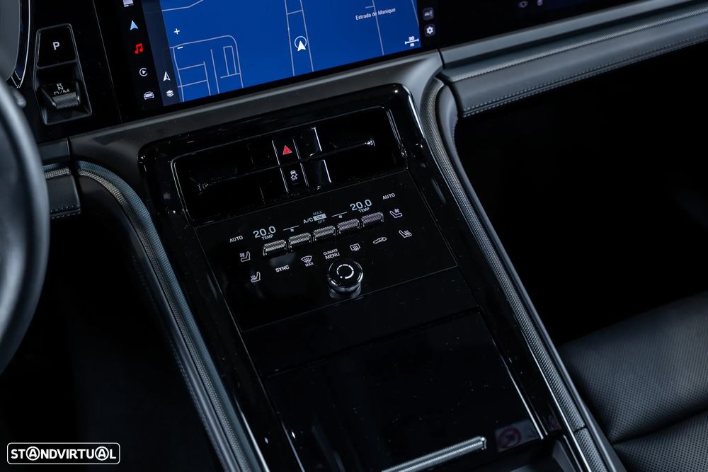 Porsche Panamera 4 E-Hybrid - 29