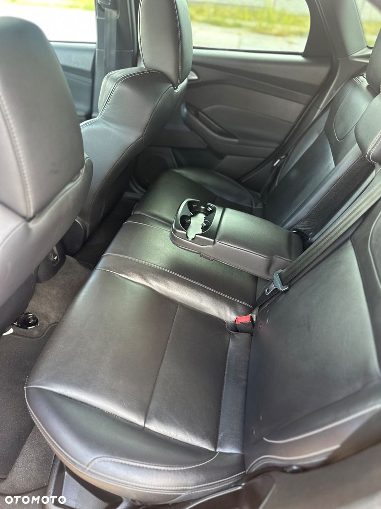 Ford Focus 2.0 EcoBoost ST mit Leder-Sport-Paket - 7