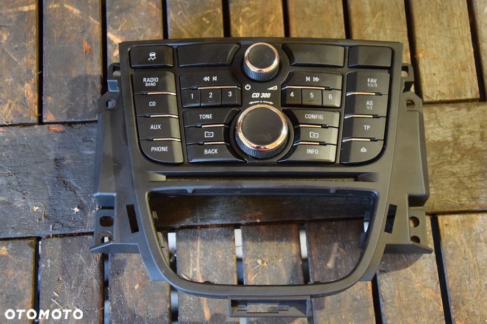 Opel Astra J Radio oryginał CD300 ładny panel 13346049 - 2