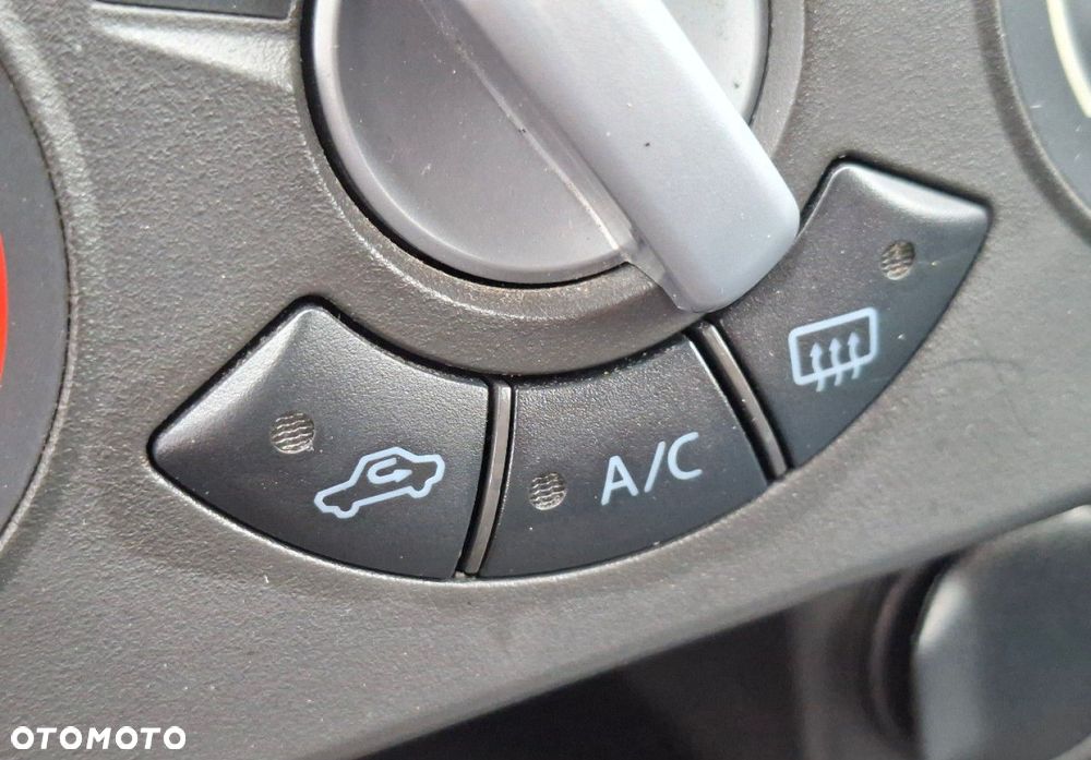 Opel Agila - 33