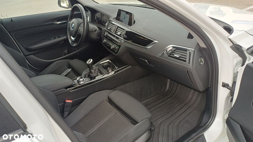BMW Seria 1 118i - 30