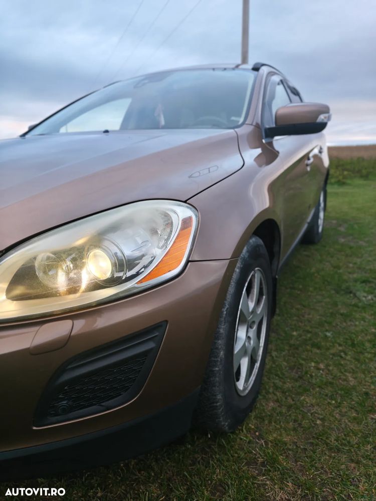 Volvo XC 60 - 4