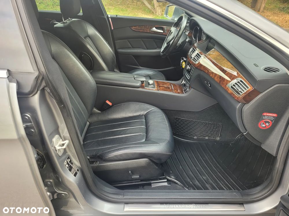 Mercedes-Benz CLS 350 CDI 4Matic 7G-TRONIC - 8