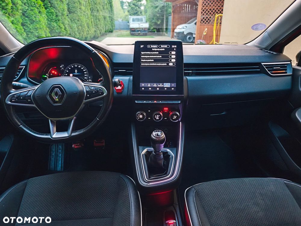 Renault Clio TCe 90 TECHNO - 17