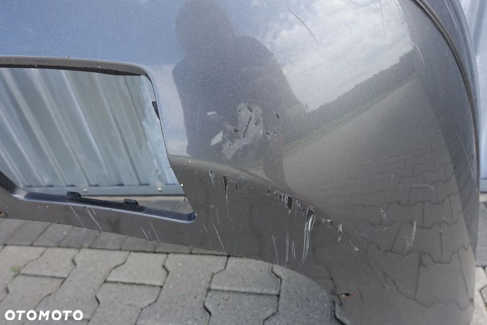 ZDERZAK TYLNY GOLF V VI KOMBI - 9