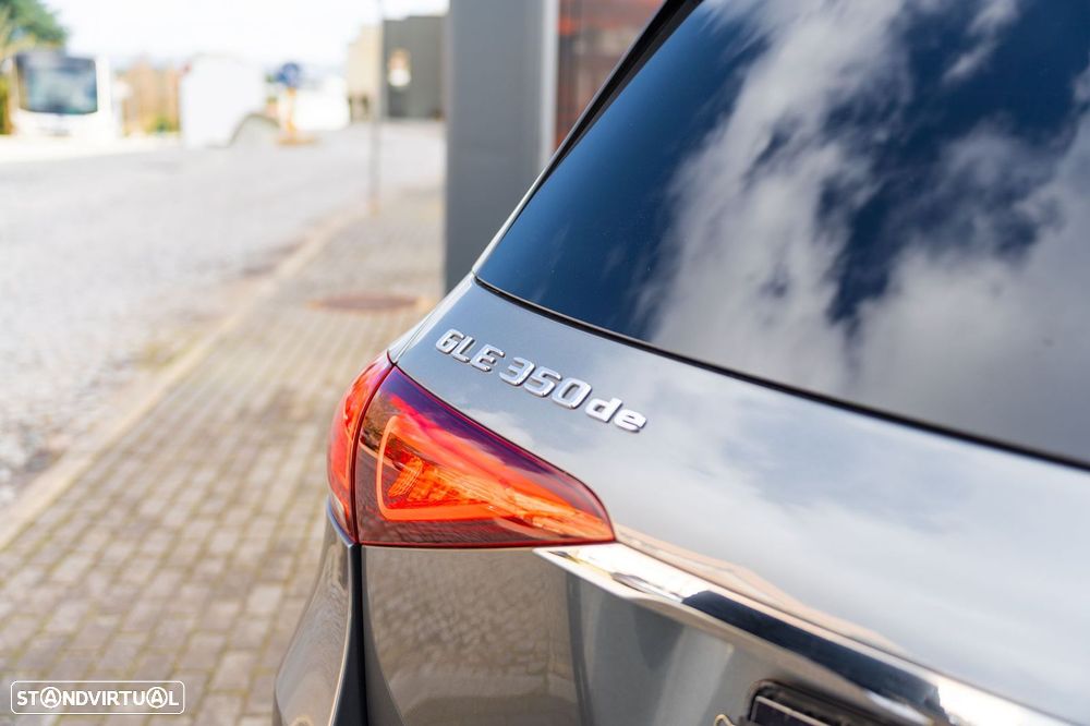Mercedes-Benz GLE 350 de 4Matic 9G-TRONIC AMG Line - 37
