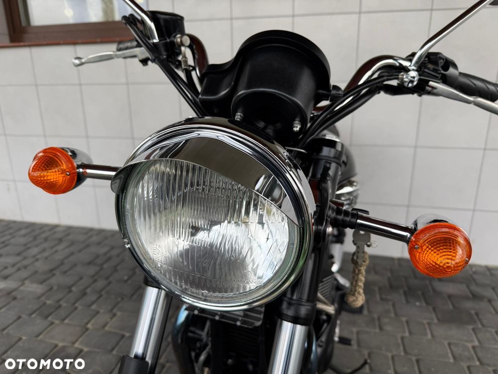 Triumph Bonneville - 31