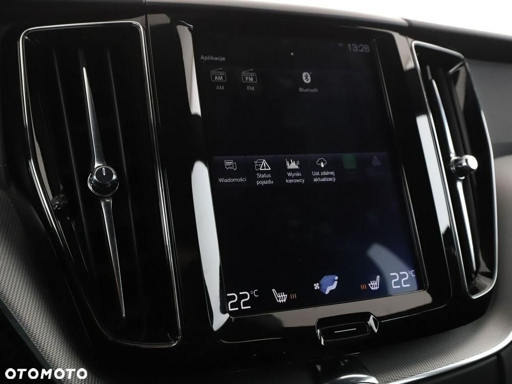 Volvo XC 60 D4 SCR R-Design - 28