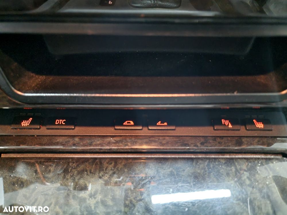 BMW Seria 6 630 i Aut. - 24
