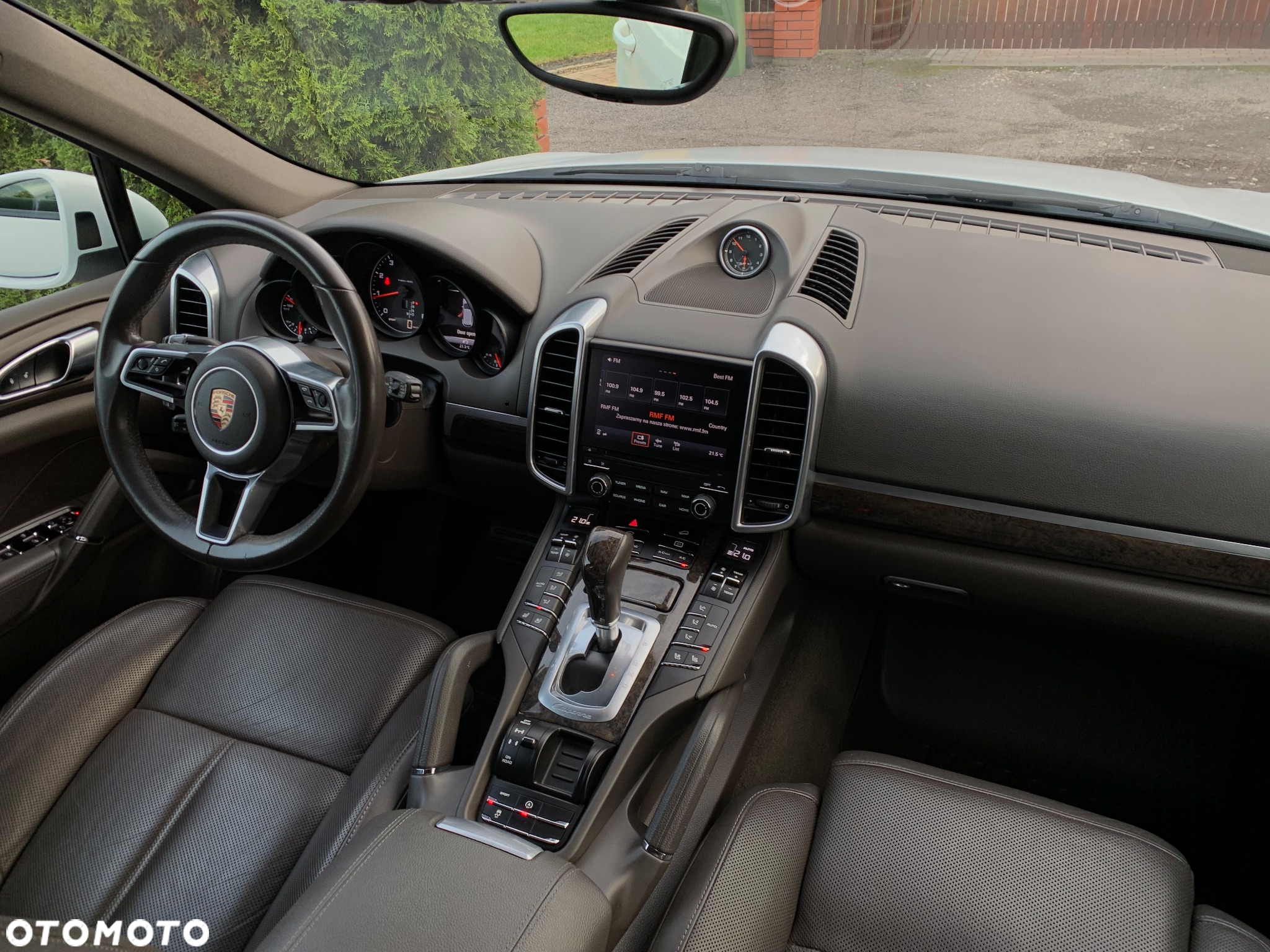 Porsche Cayenne Platinum Edition - 11
