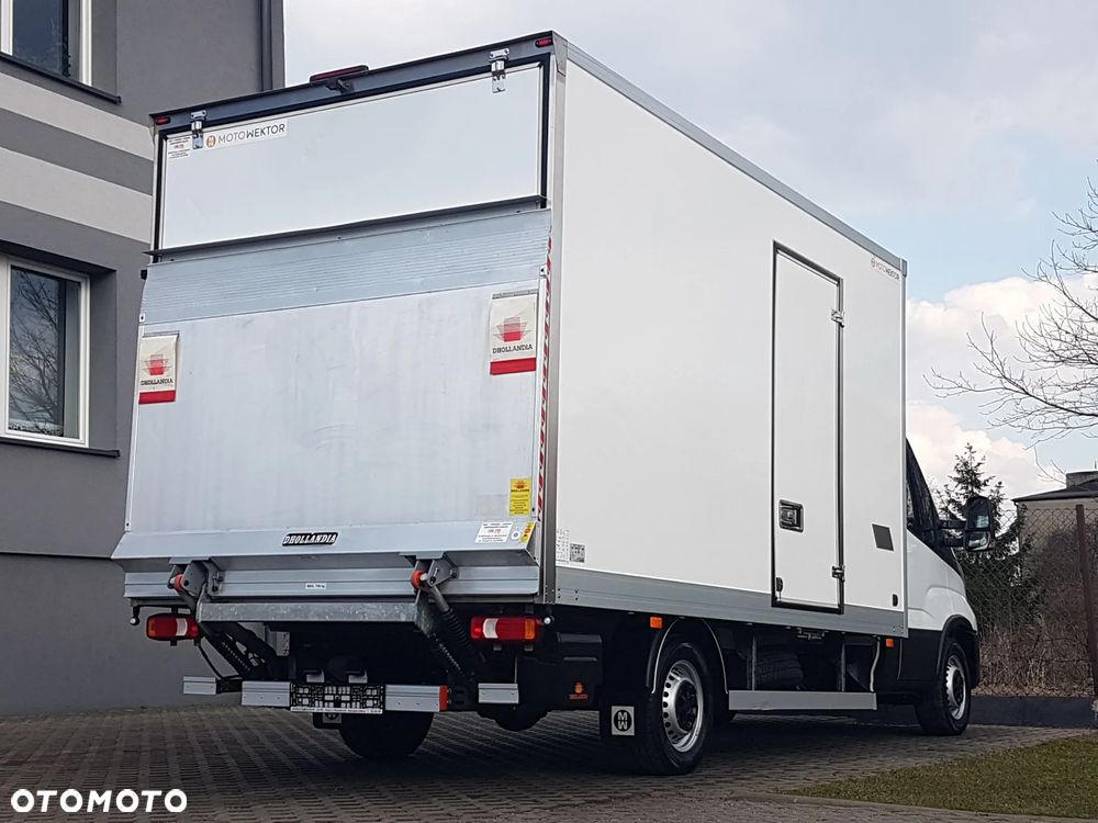 Iveco DAILY WINDA 8EP 4,29x2,23x2,23 KLIMA 35S16 MANUAL 6-BIEGÓW 3,0 160 KM KRAJOWY - 29
